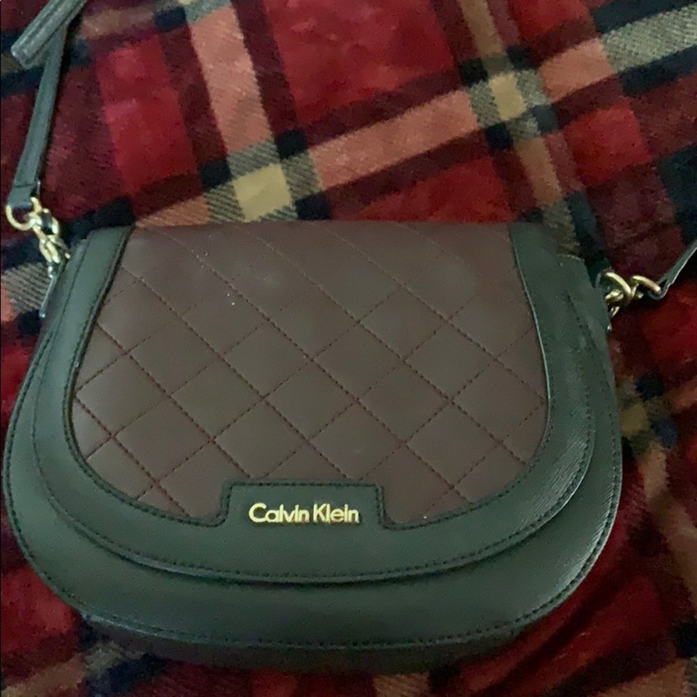CALVIN KLEIN PURSE